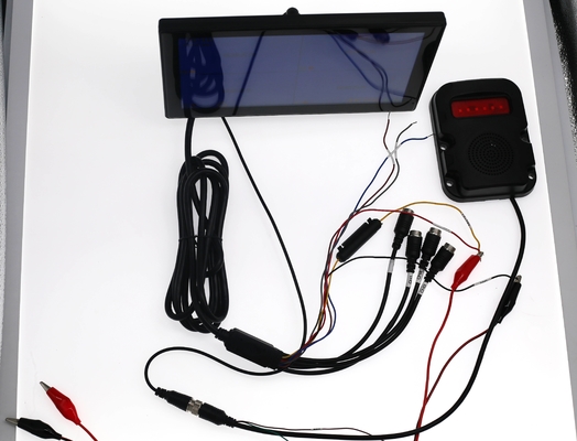 4G Car Mounted SD Card Recording All-in-One Machine com monitoramento de 4 canais e posicionamento GPS